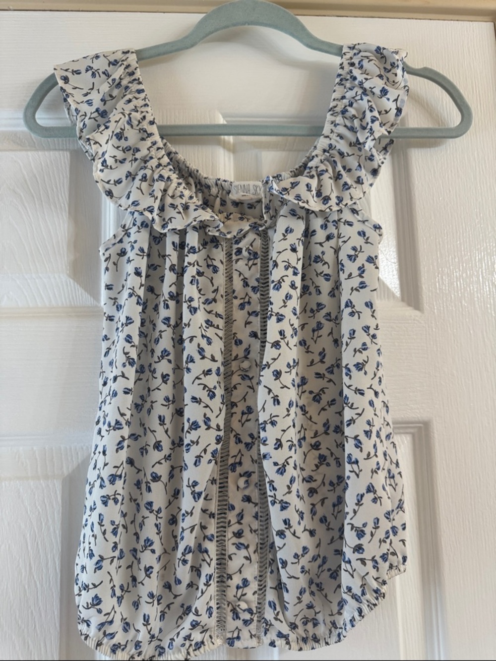 Sienna Sky White Floral Ruffle Sleeveless Top